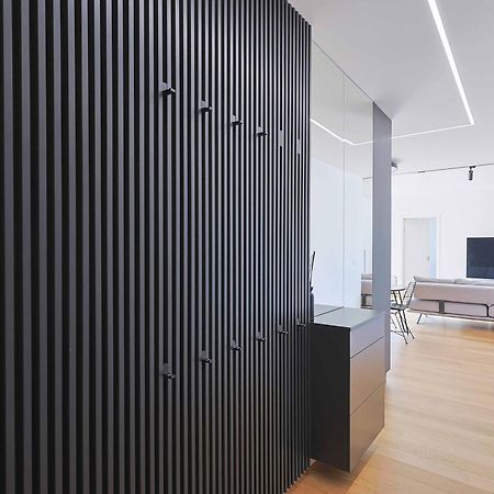 Downtown Luxe Retreat- Konventna Leilighet Bratislava Eksteriør bilde
