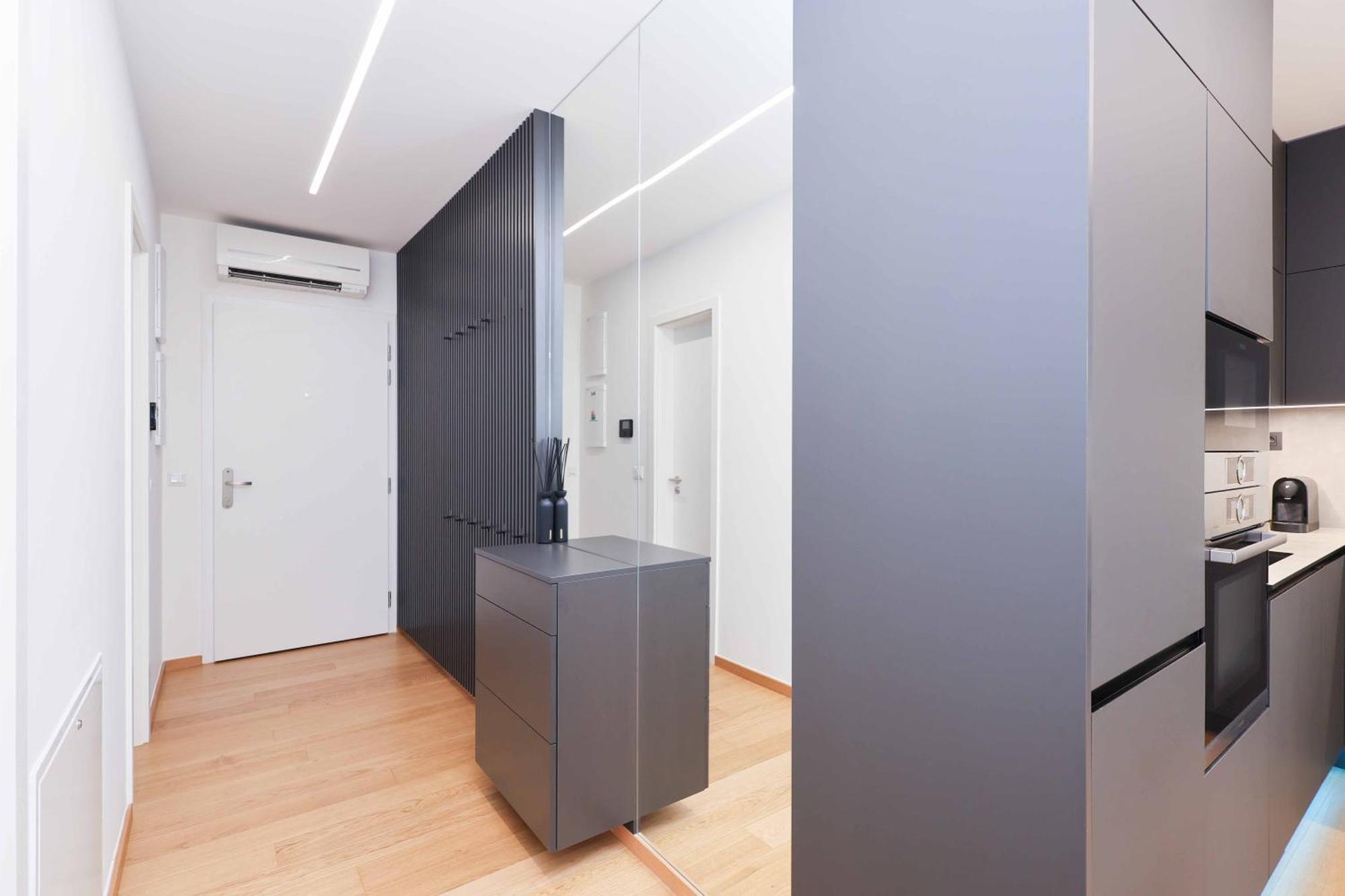 Downtown Luxe Retreat- Konventna Leilighet Bratislava Eksteriør bilde