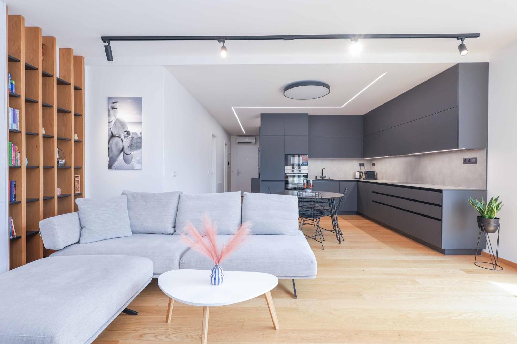 Downtown Luxe Retreat- Konventna Leilighet Bratislava Eksteriør bilde